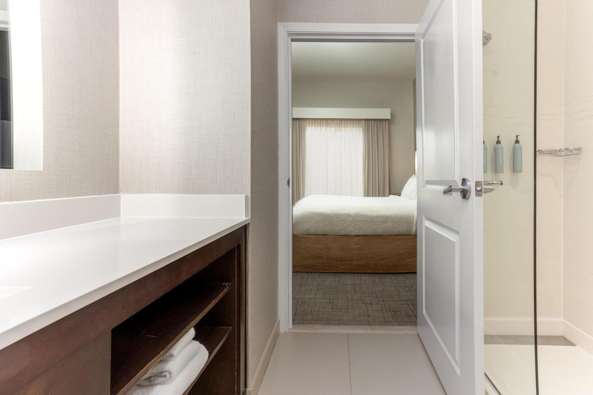 Residence Inn By Marriott Columbus Polaris Экстерьер фото
